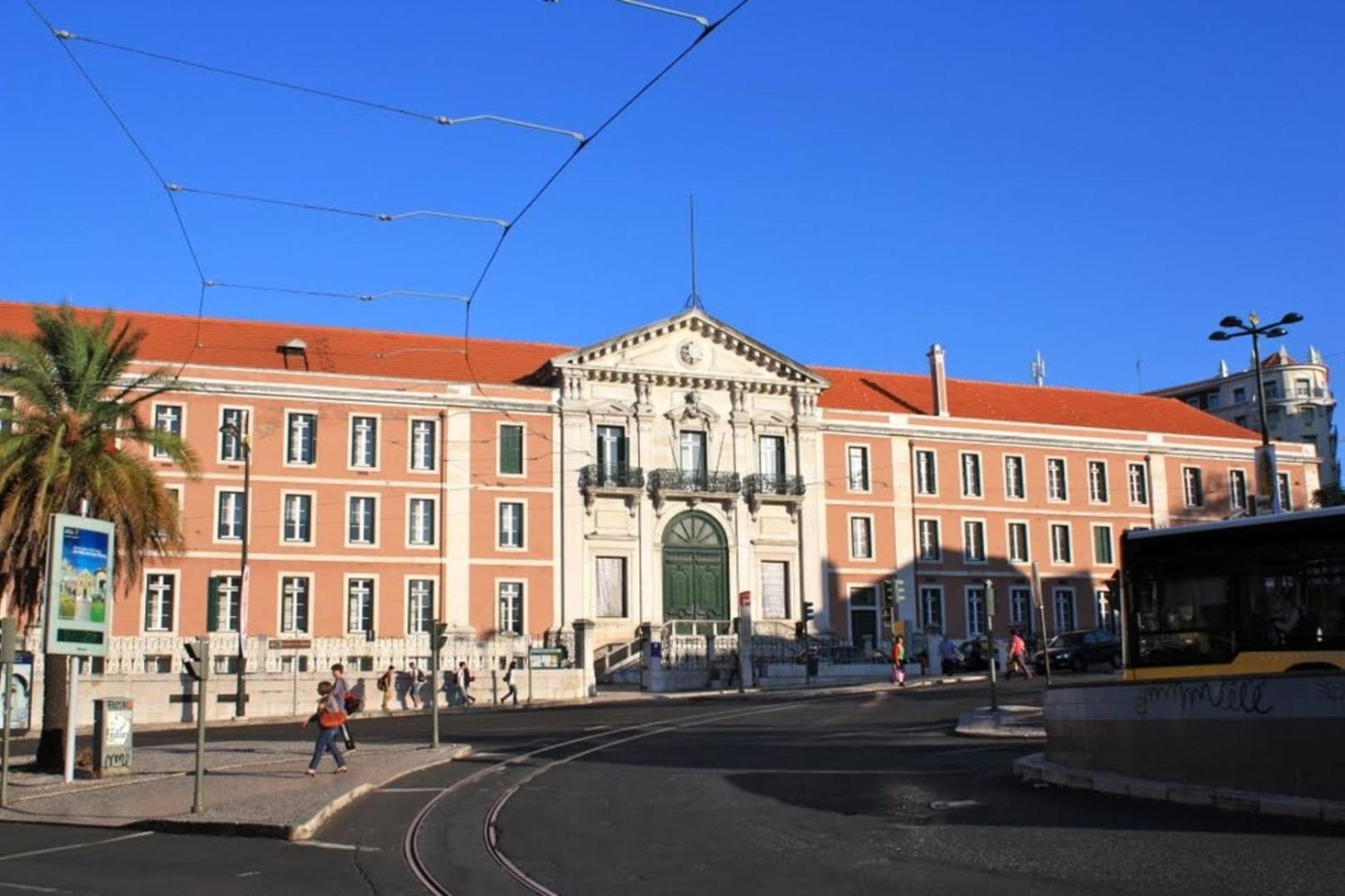 Guestready - Exclusive Apartment At Sao Bento Lisbon Exterior photo